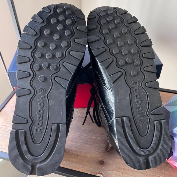 Nearly New (Only Worn Twice) Reebok It's A Man's World Women's Running Sneakers - Picture 10 of 16